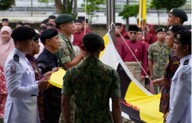 UPACARA MENAIKKAN BENDERA SEMPENA SAMBUTAN ULANG TAHUN HARI KEBANGSAAN NEGARA BRUNEI DARUSSALAM KE-41, TAHUN 2025 – KUPU SB