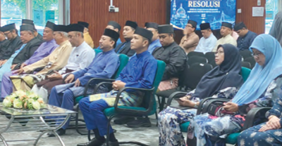 SAKAPES 3 LABUHKAN TIRAI DENGAN PEMBENTANGAN RESOLUSI